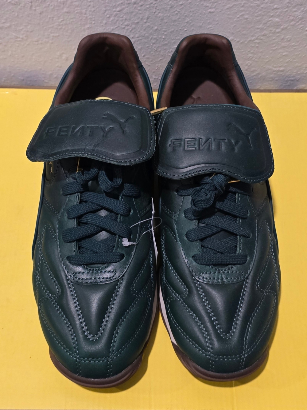 ✨️PUMA FENTY✨️
Fenty x Puma Speedcat Sneakers• NEW